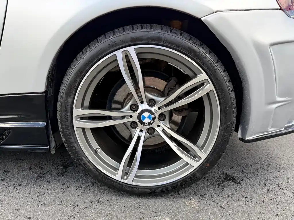 BMW Z4 2013 — фото 15