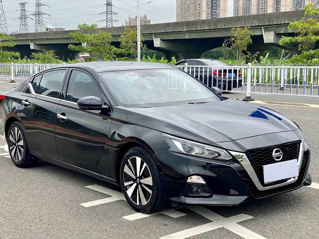 Nissan Teana 2021