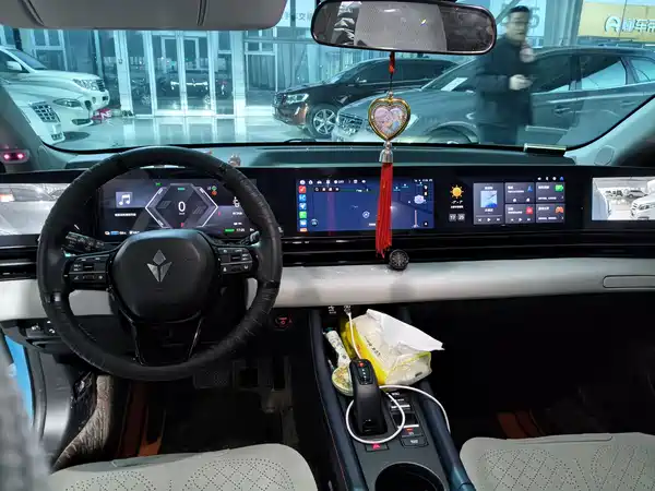Lingxi Lingxi L 2025