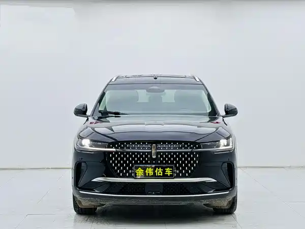 Lincoln Nautilus 2023