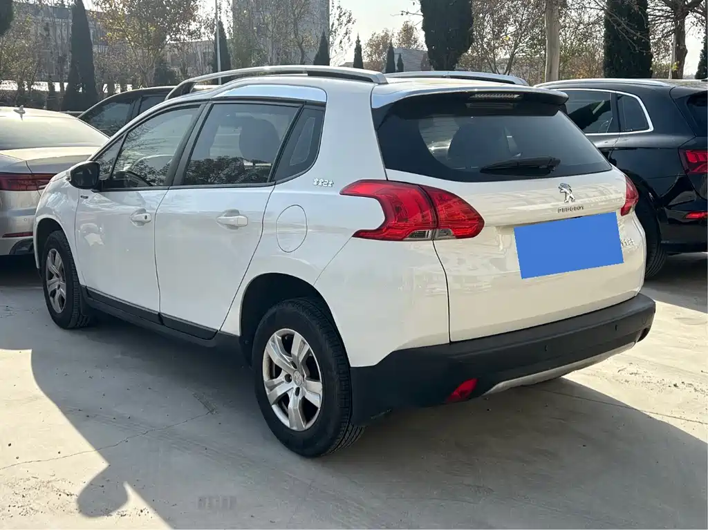 Peugeot 2008 2015