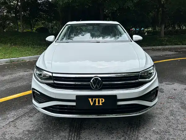 Volkswagen Bora 2024