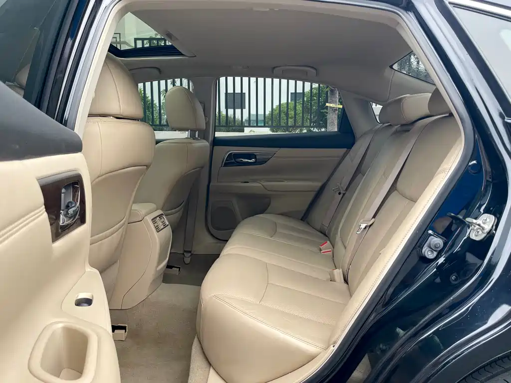 Nissan Teana 2016