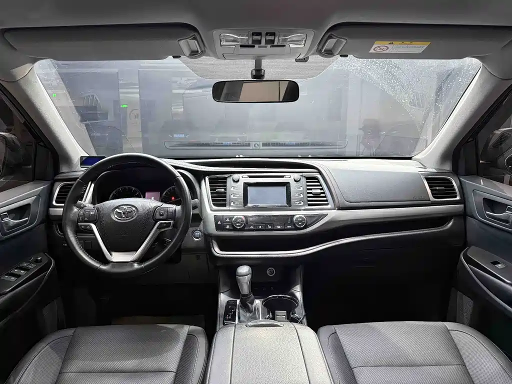 Toyota Highlander 2017