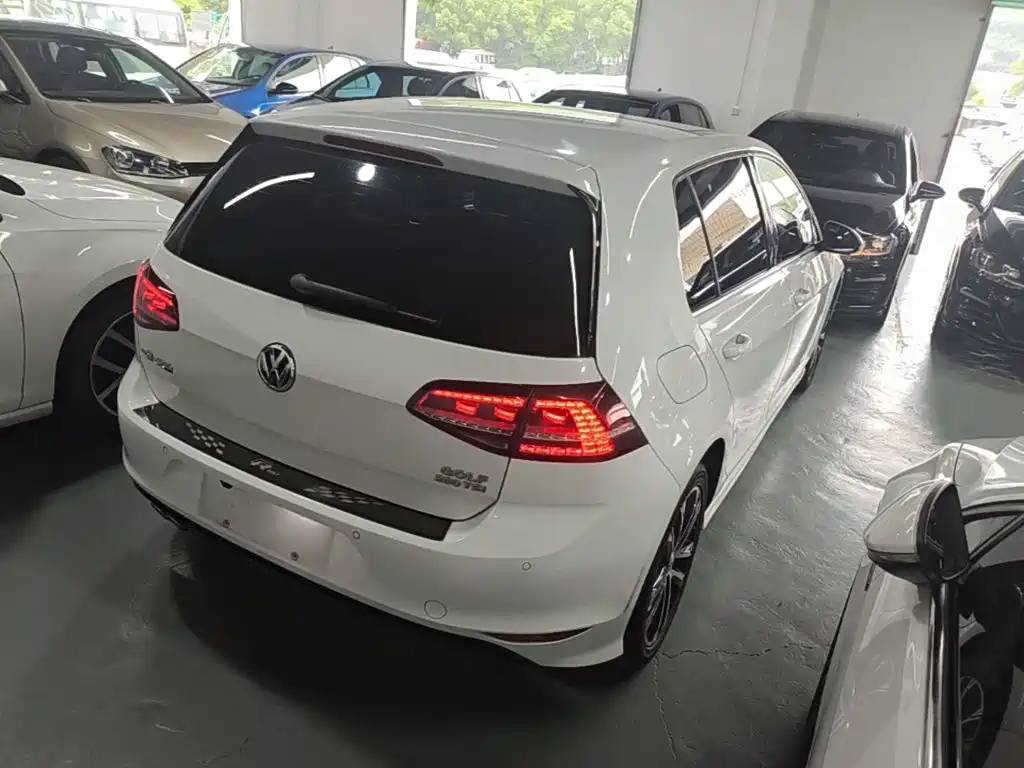 Volkswagen Golf 2016