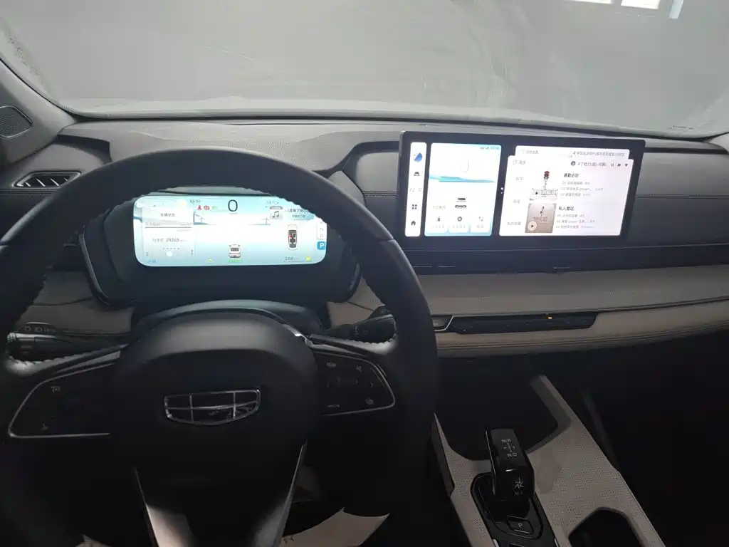 Geely Emgrand L Hip 2022 — фото 12
