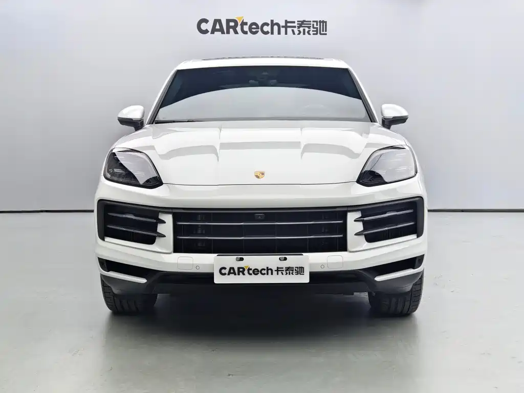 Porsche Cayenne 2025