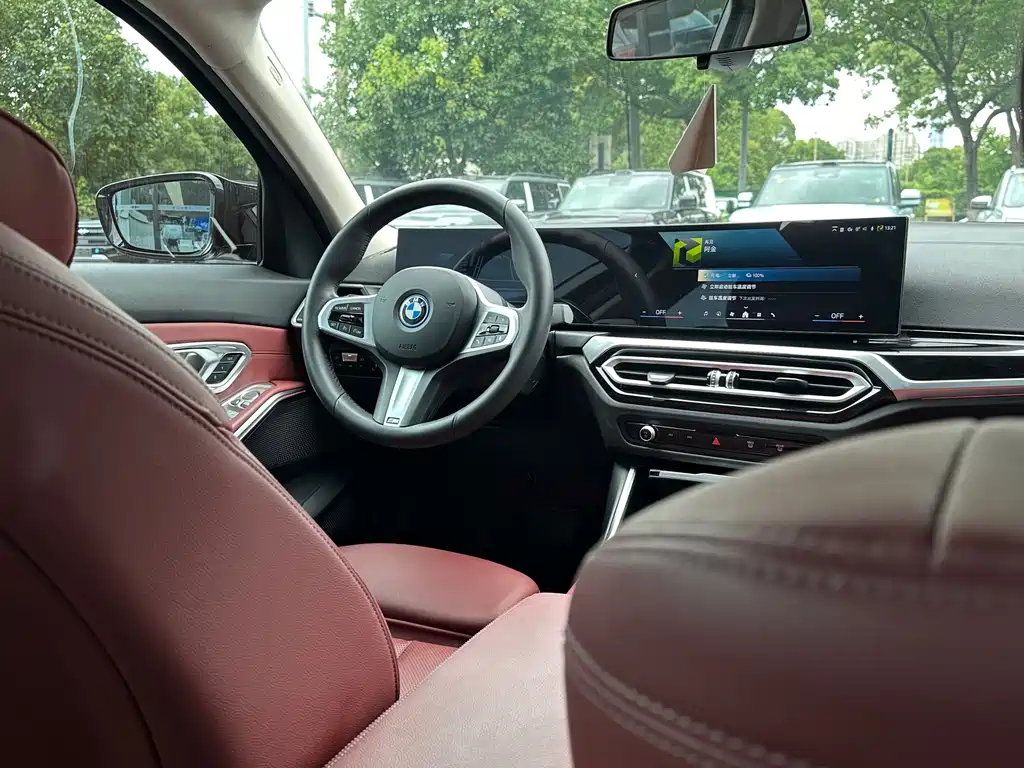 BMW i3 2023 — фото 12
