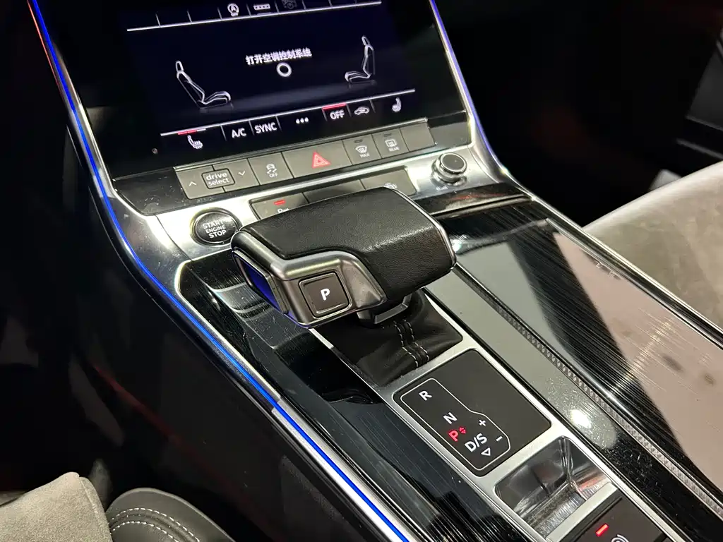 Audi A6L 2021 — фото 15