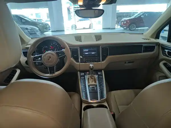 Porsche Macan 2017