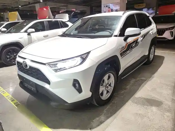 Toyota RAV4 2025