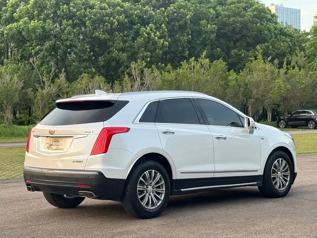 Cadillac XT5 2018 — фото 20