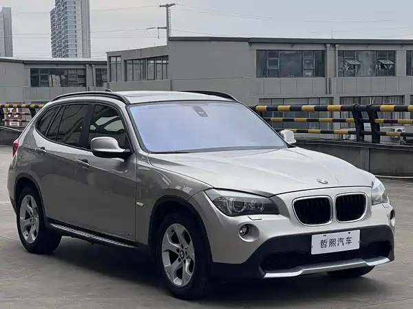 BMW X1 2011