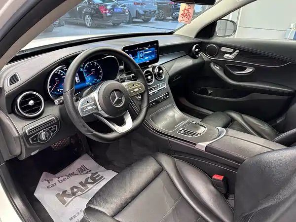 Mercedes-Benz C-Class 2021