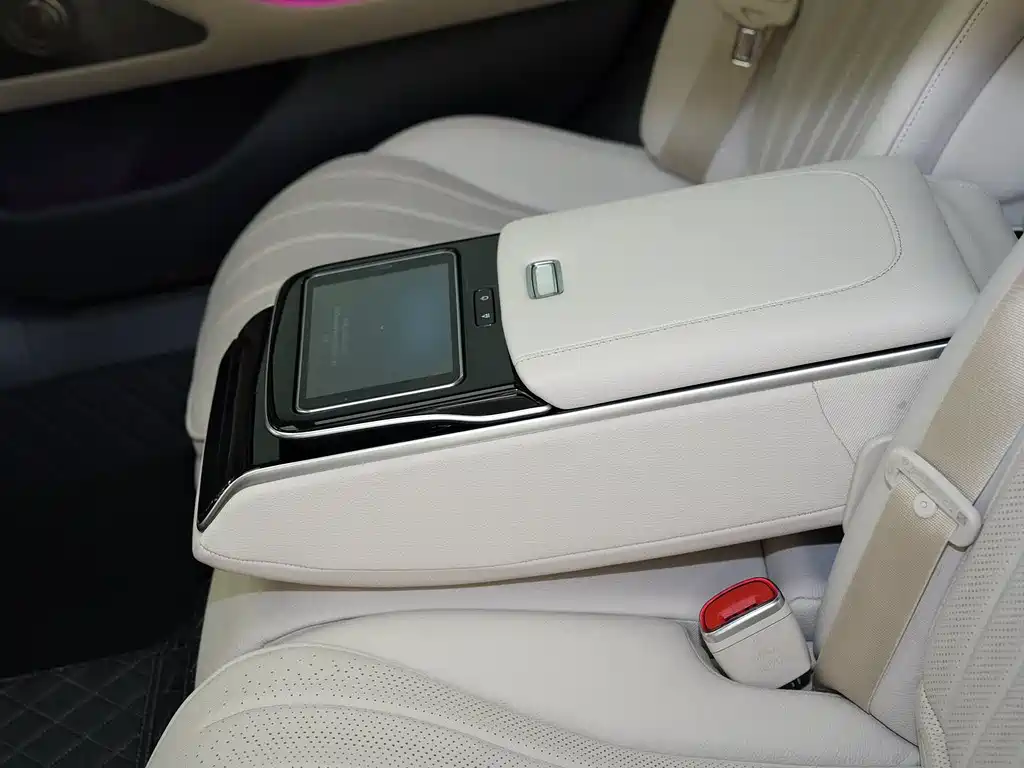 Mercedes-Benz S-Class 2023 — фото 17