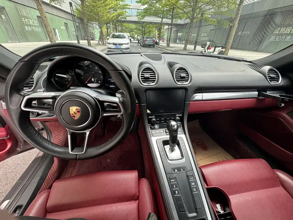 Porsche 718 2023 — фото 11