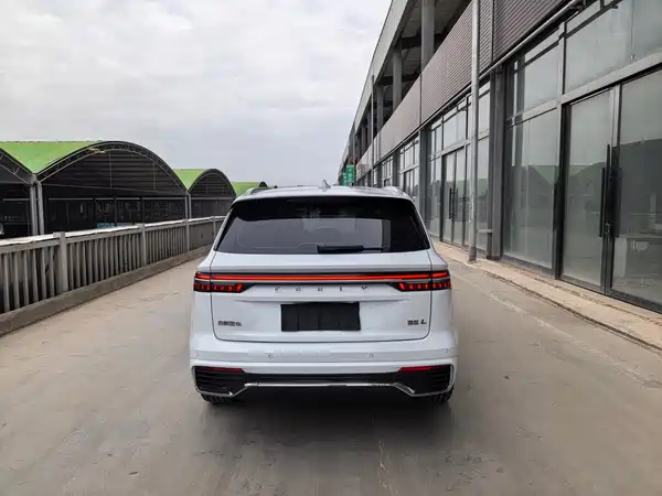 Geely Xingyue L 2025