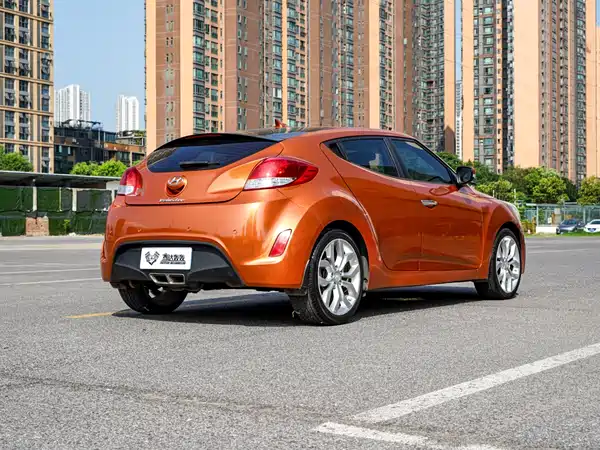 Hyundai Veloster 2015