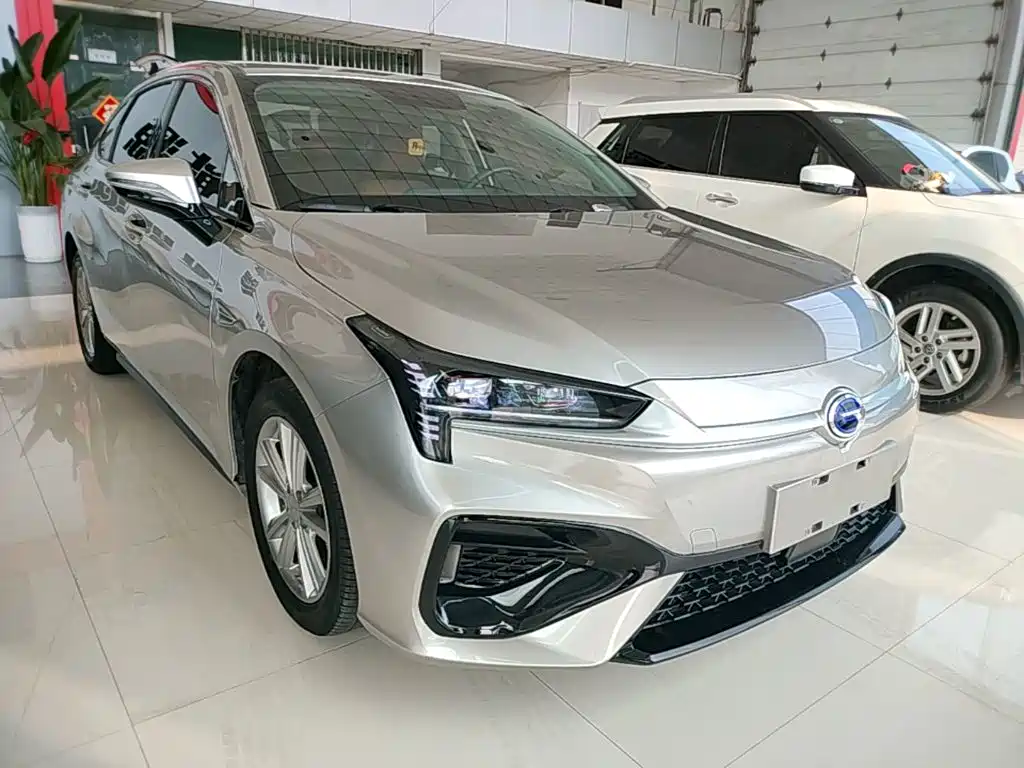 Aion S 2023