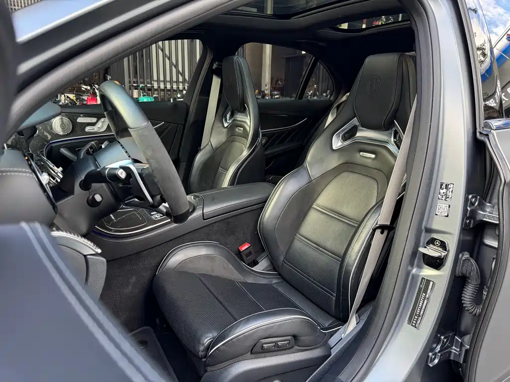 Mercedes-Benz E-Class AMG 2021 — фото 10