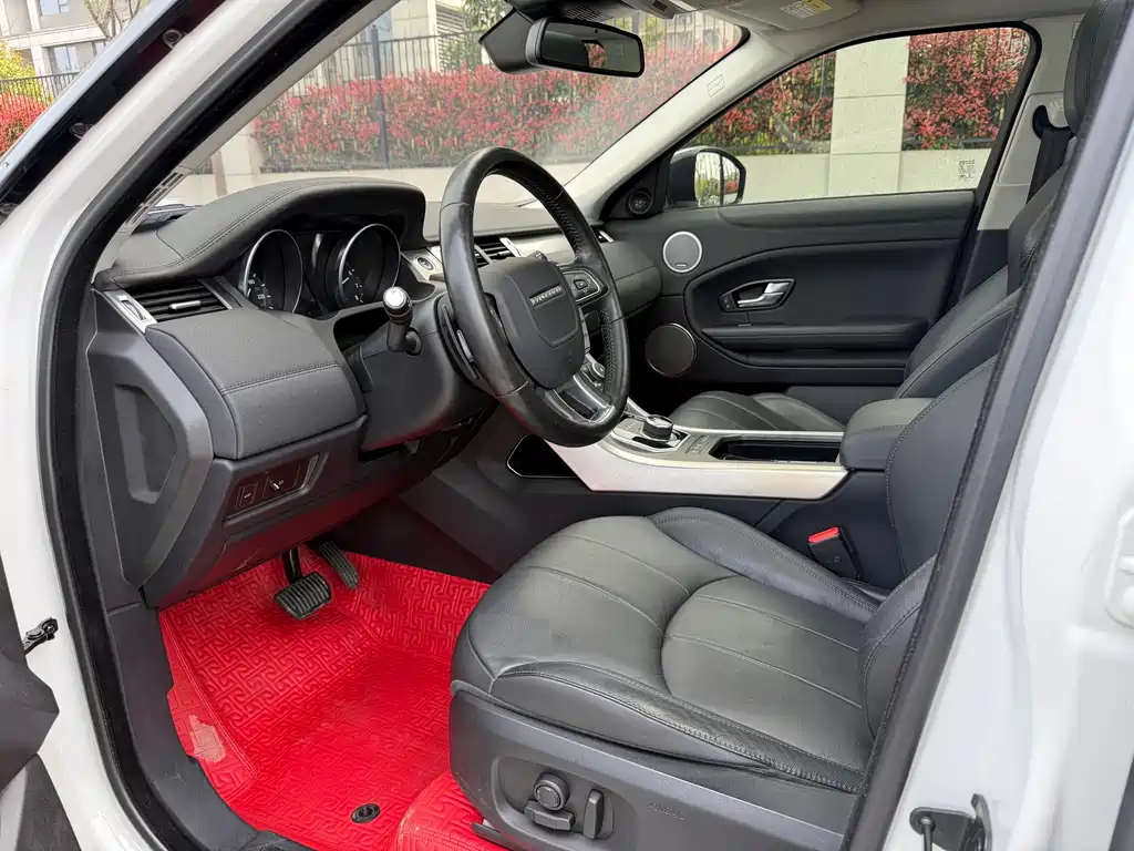 Land Rover Evoque 2018 — фото 13