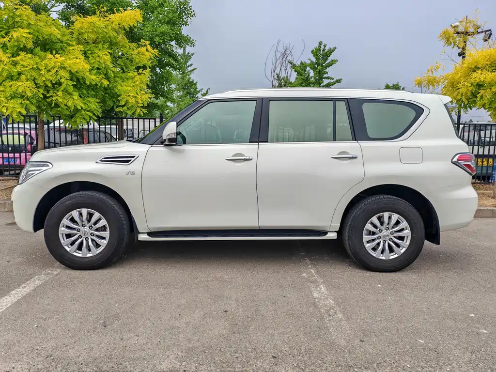 Nissan Patrol 2018 — фото 5