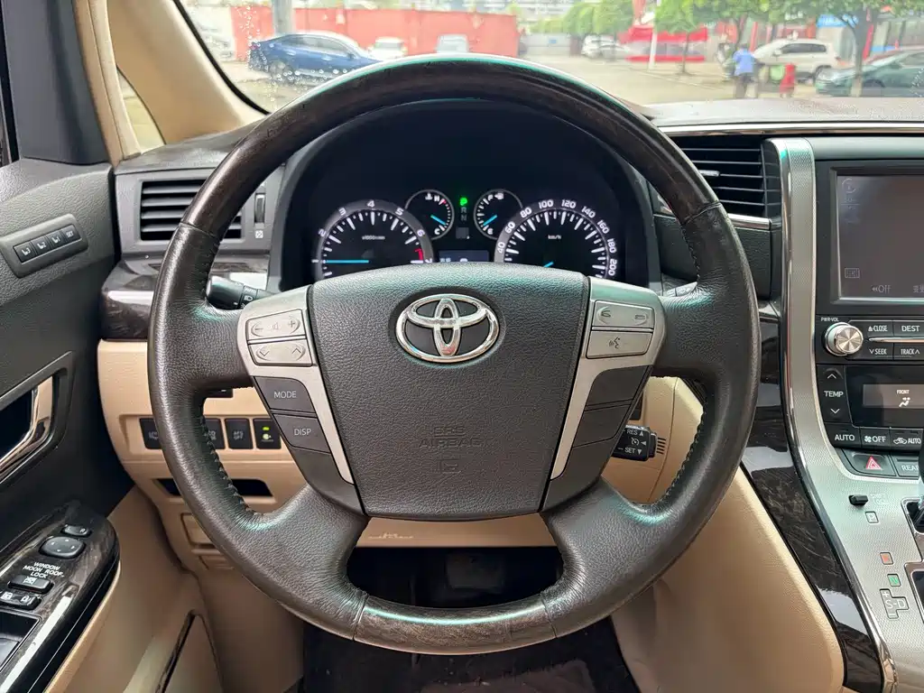 Toyota Alphard 2013 — фото 6
