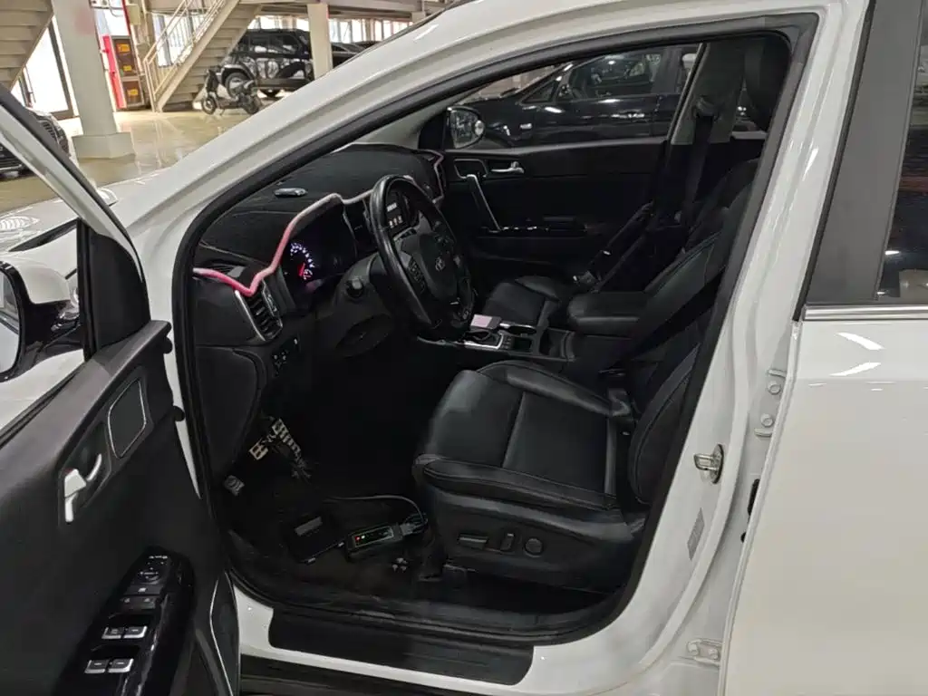 Kia KX5 2017 — фото 15