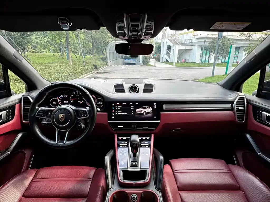 Porsche Cayenne 2023