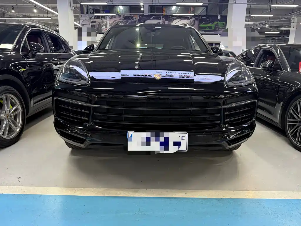 Porsche Cayenne 2021
