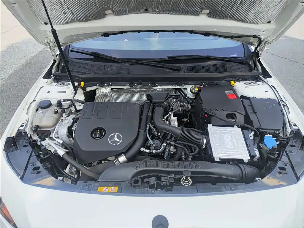 Mercedes-Benz A-Class 2021 — фото 20