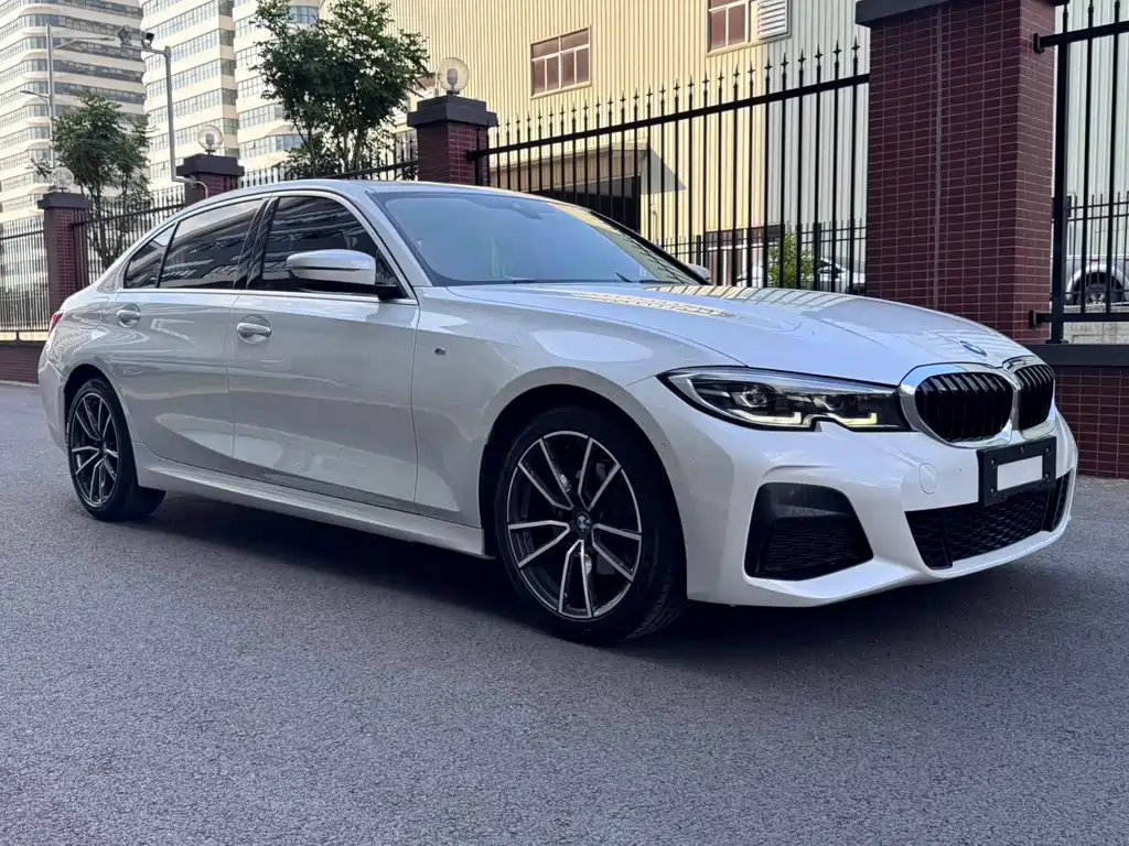 BMW 3 Series 2020