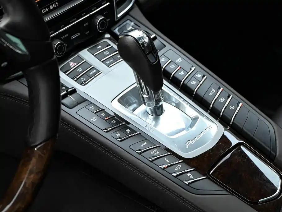 Porsche Panamera 2010 — фото 14