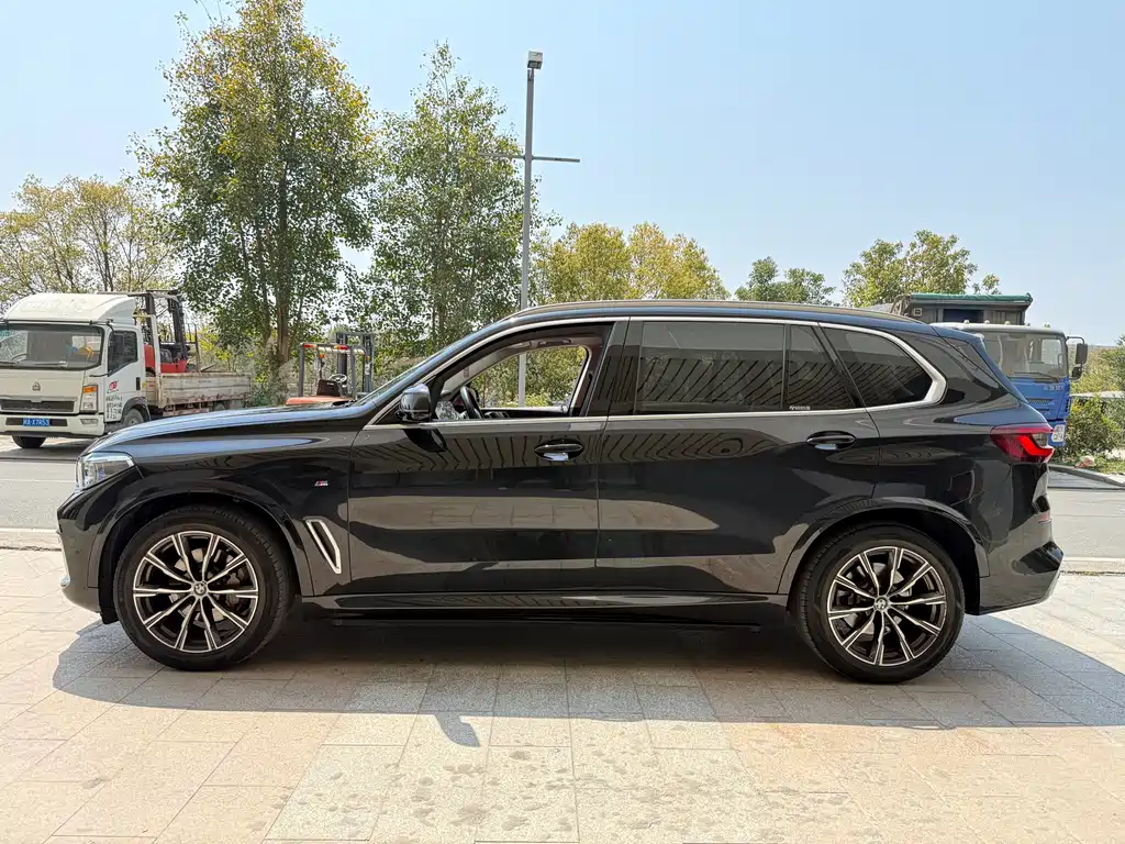 BMW X5 2023 — фото 4