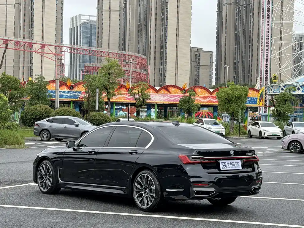 BMW 7 Series 2021