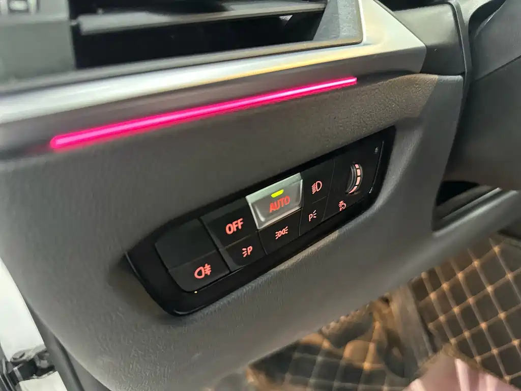 BMW i3 2023 — фото 7