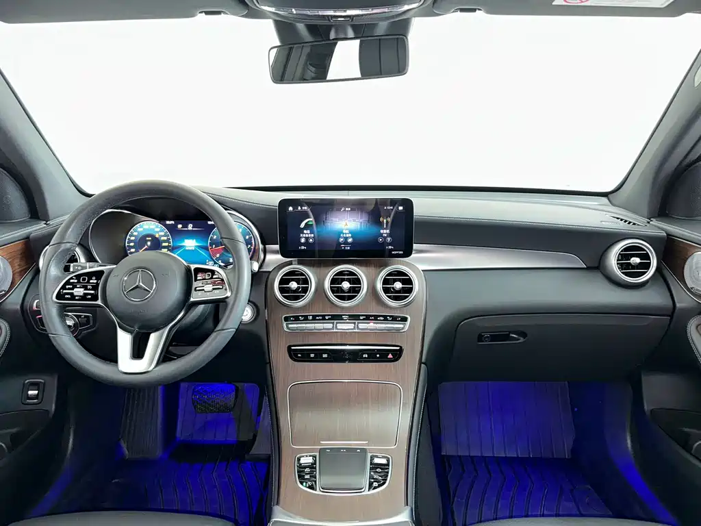 Mercedes-Benz GLC 2021 — фото 18