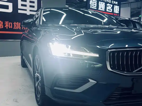 Volvo S60 2024