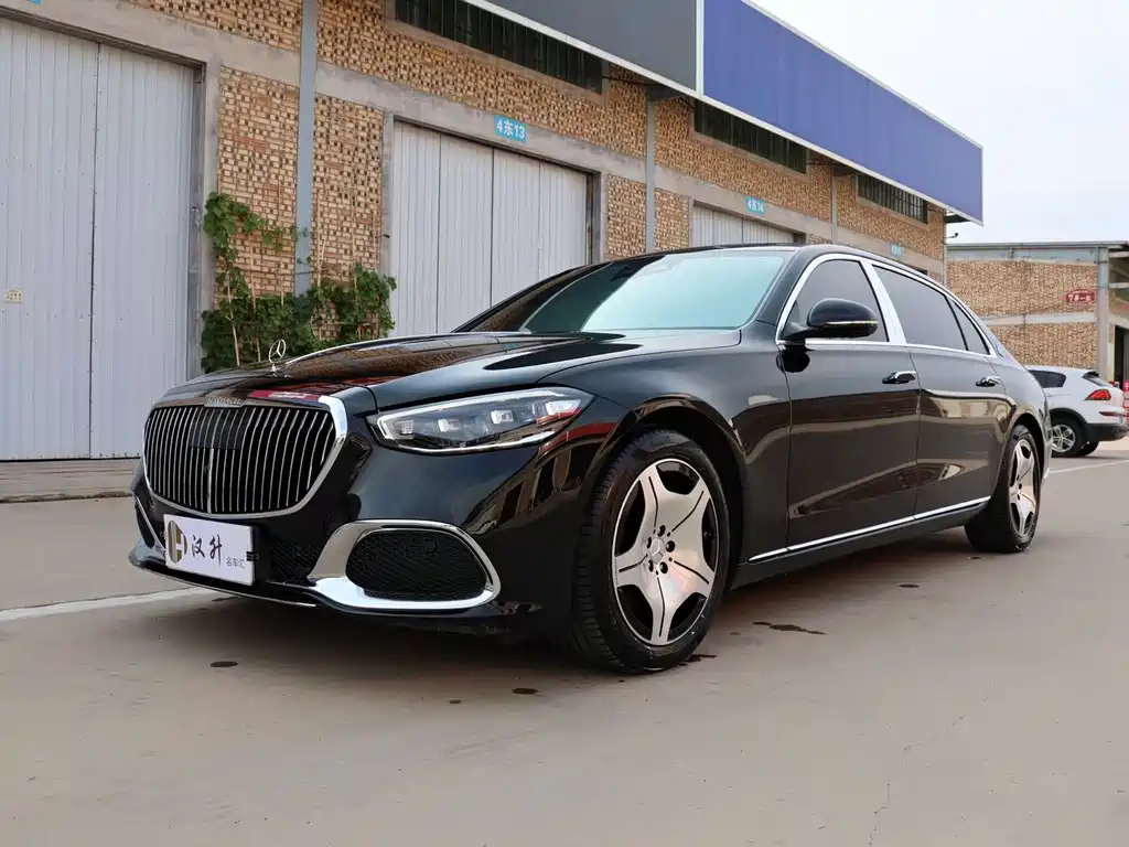 Mercedes-Benz S-Class 2025