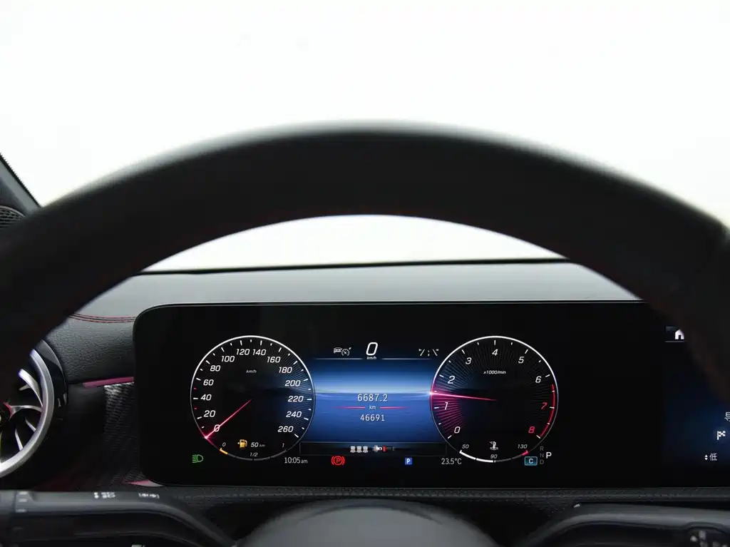 Mercedes-Benz A-Class 2023 — фото 14