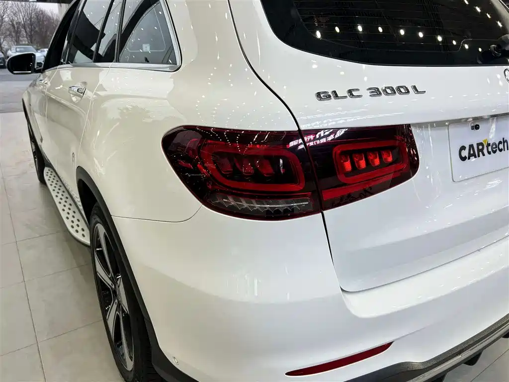 Mercedes-Benz GLC 2020 — фото 14