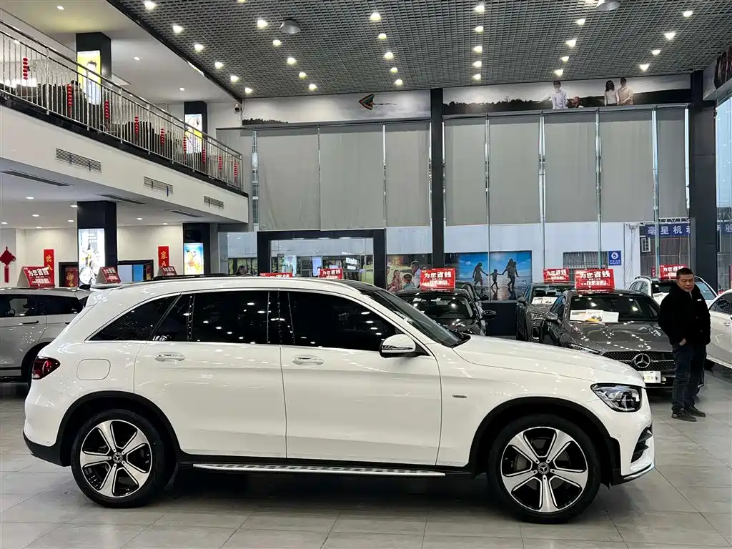 Mercedes-Benz GLC 2020