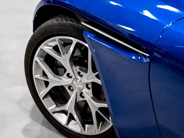 Aston Martin DB11 2019