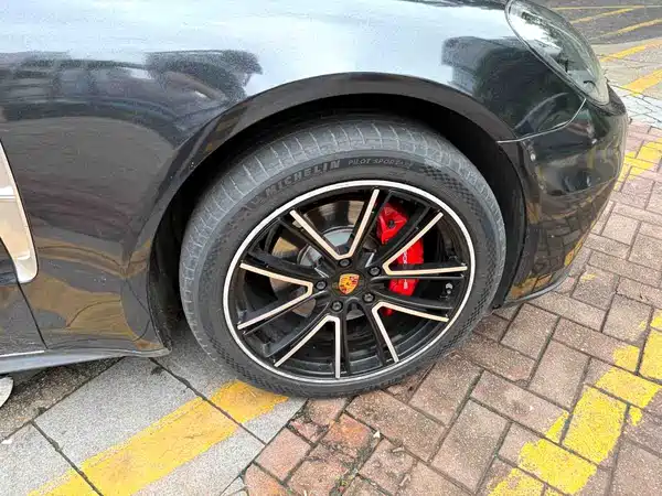 Porsche Panamera 2018