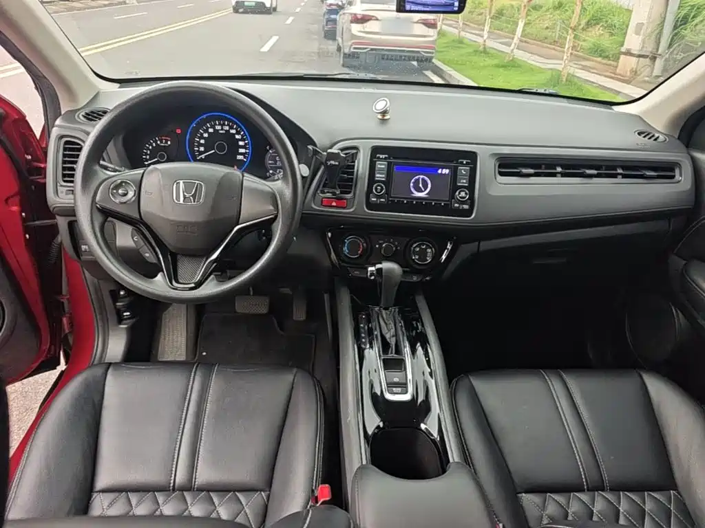 Honda Vezel 2018 — фото 10