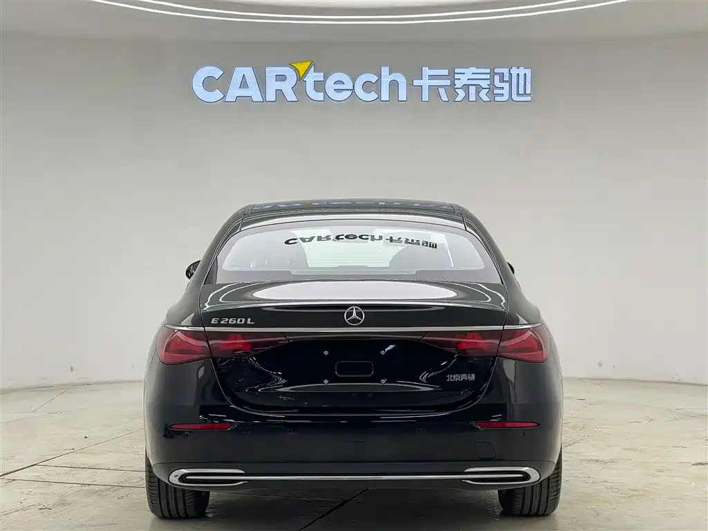 Mercedes-Benz E-Class 2025