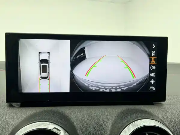 Audi Q2L 2022