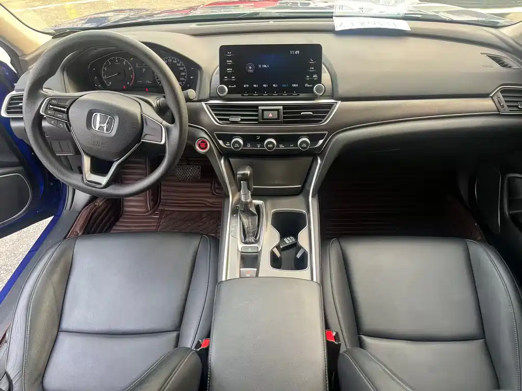 Honda Accord 2019 — фото 11