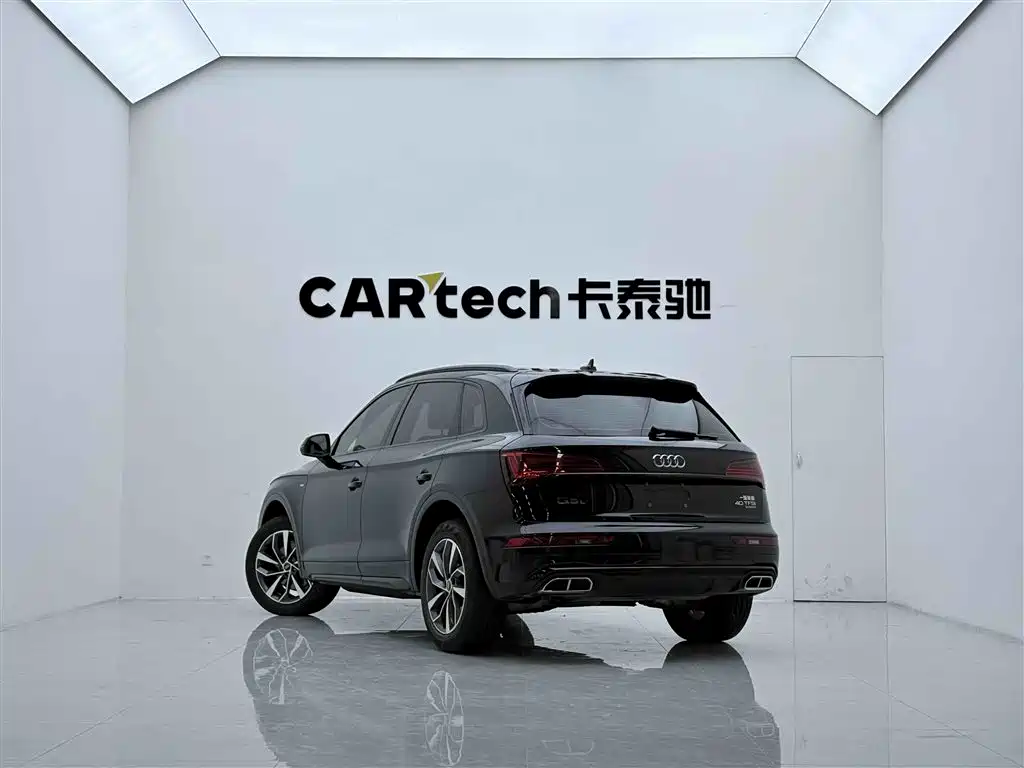 Audi Q5L 2024 — фото 6
