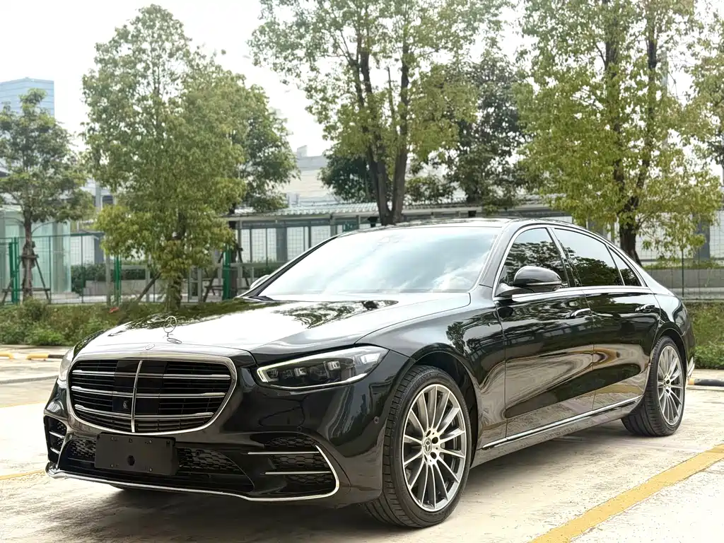 Mercedes-Benz S-Class 2022 — фото 1